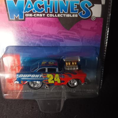 NEW GREENLIGHT '49 MERCURY EIGHT CONVERTIBLE & NASCAR MUSCLE MACHINES