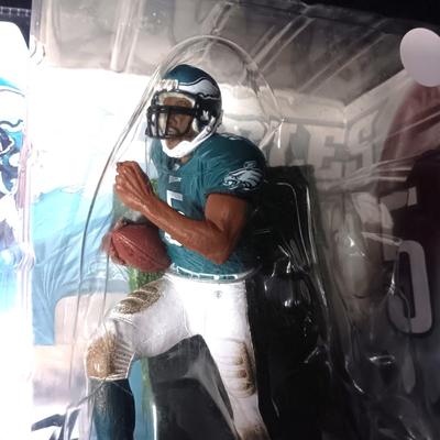 NEW NFL MCFARLANE'S DONOVAN MCNABB ACTION FIGURE