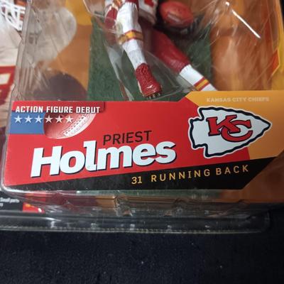 NEW NFL MCFARLANE'S PRIEST HOLMES ACTION FIGURE