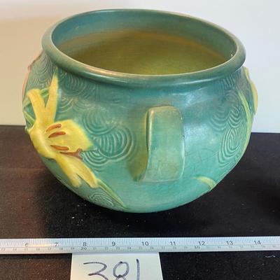 Vintage Roseville Zephyr Lily Planter