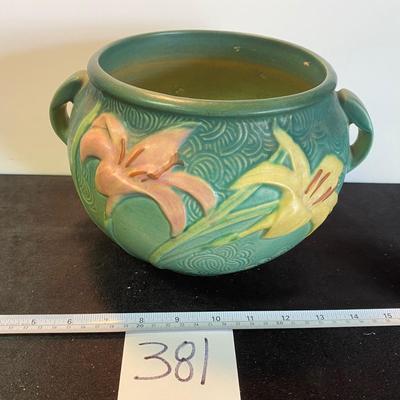 Vintage Roseville Zephyr Lily Planter
