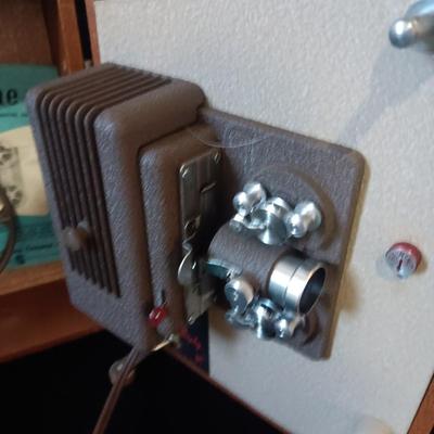 KEYSTONE MODEL K-60 8MM PROJECTOR