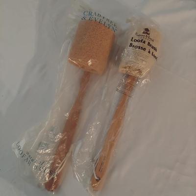 Gift Sets by MacKenzie Childs, Josie Moran and more Beauty Products (DR-BBL)