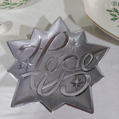 Lenox Holiday Serveware and More (B2-BBL)