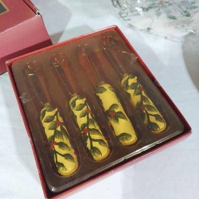 Lenox Holiday Serveware and More (B2-BBL)