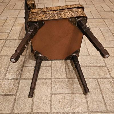 Gold Toned Sewing Chair w/ Storage Compartment (BDF-JS)