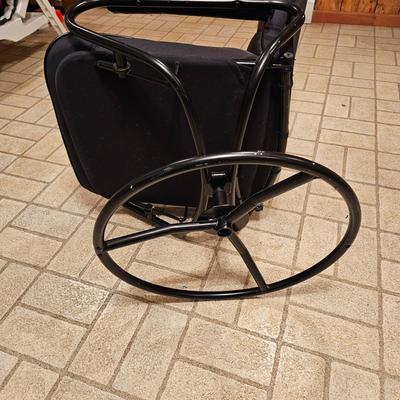 Faux Leather Stressless Style Chair & Ottoman (BDF-JS)