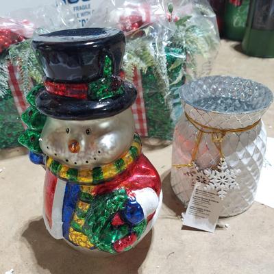 Light Up Glass Christmas Trees and More (B2-BBL)