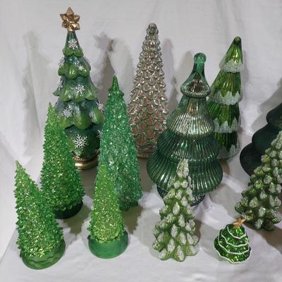 Light Up Glass Christmas Trees and More (B2-BBL)