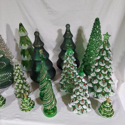 Light Up Glass Christmas Trees and More (B2-BBL)