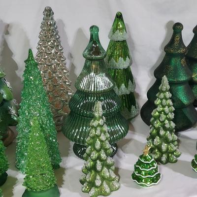 Light Up Glass Christmas Trees and More (B2-BBL)