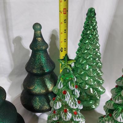 Light Up Glass Christmas Trees and More (B2-BBL)