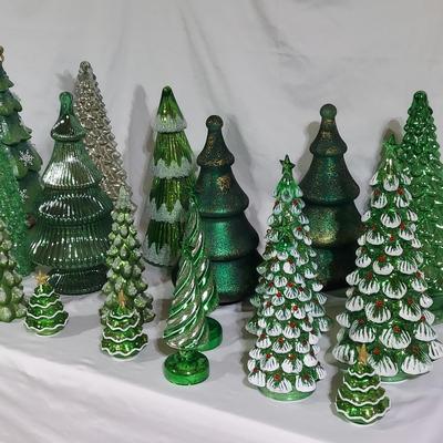 Light Up Glass Christmas Trees and More (B2-BBL)
