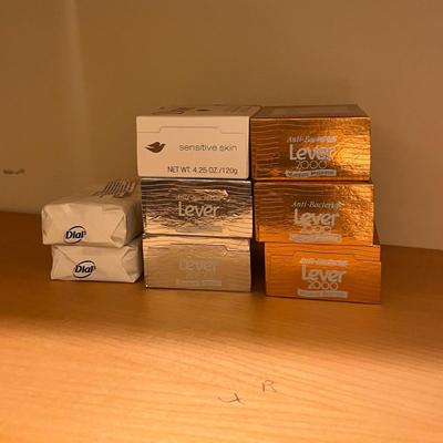Kleenex, Bath Soap, & More, NIB (B4-MG)