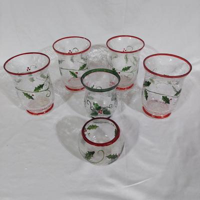 Holly Pattern Holiday Dishes and Cardinal Decor (B2-BBL)
