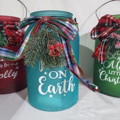 Holiday Lanterns and String Lights (B2-BBL)