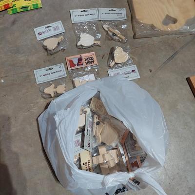 Wood Crafts and More Arts and Craft Supplies (B2-BBL)