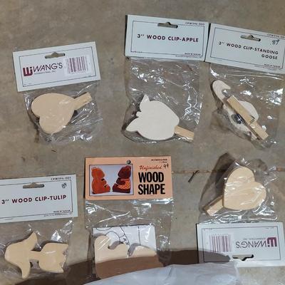 Wood Crafts and More Arts and Craft Supplies (B2-BBL)