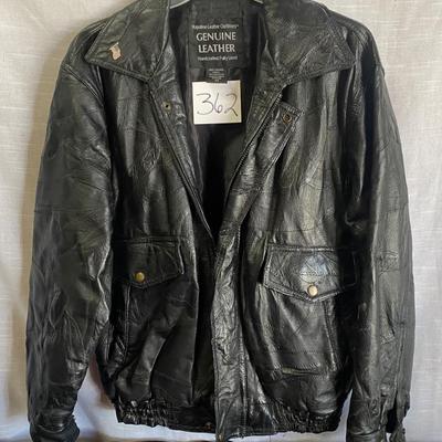 Men’s Medium Leather Jacket