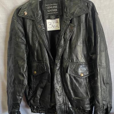 Men’s Medium Leather Jacket
