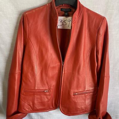 Lady’s Medium Leather Jacket