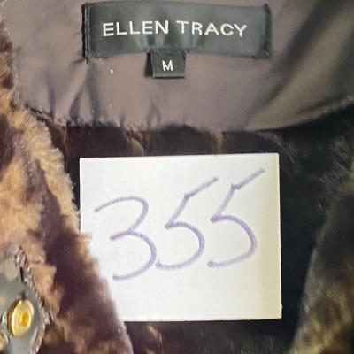 Lady’s Medium Coat