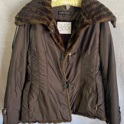 Lady’s Medium Coat