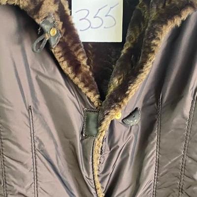 Lady’s Medium Coat