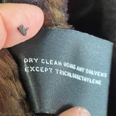 Lady’s Medium Coat