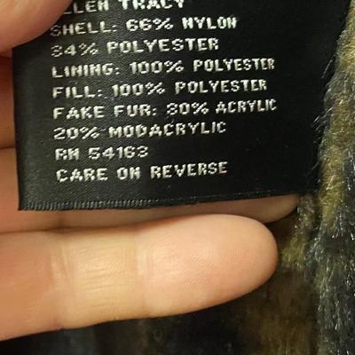 Lady’s Medium Coat