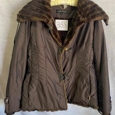 Lady’s Medium Coat