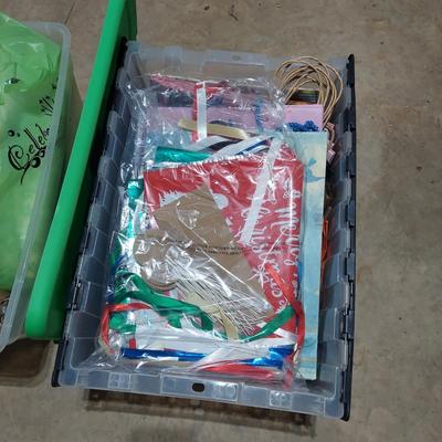 Christmas Holiday Gift Wrapping Supplies (B2-BBL)