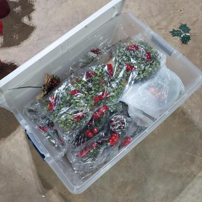 Faux Winter/Holiday Foliage (B2-BBL)