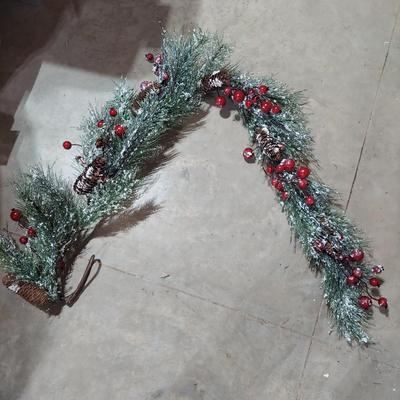 Faux Winter/Holiday Foliage (B2-BBL)