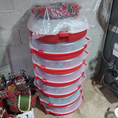 Winter/Holiday Wreaths and Storage Containers (B2-BBL)