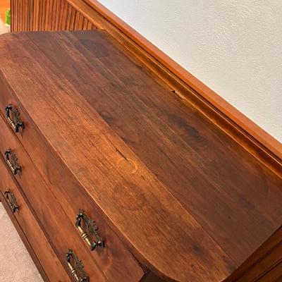 Vtg Solid Wood Mahogany Chest ~ *Read Details
