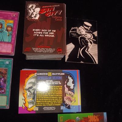 VARIETY OF TRADING CARDS