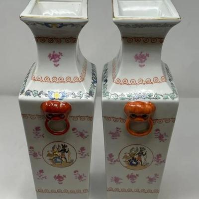 20th Century Chinese Twin vases (Republic Era)