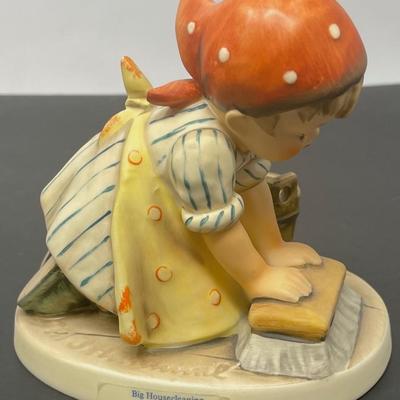 Hummel Goebel Big House Cleaning Figurine 1960