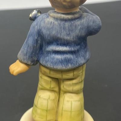 Goebel Hummel WHO ARE YOU Figurine