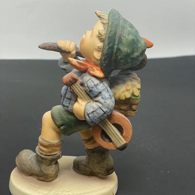 Hummel Figurine "The Run-A-Way" #327