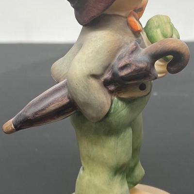 Goebel Hummel #374 "Lost Stocking" Figurine