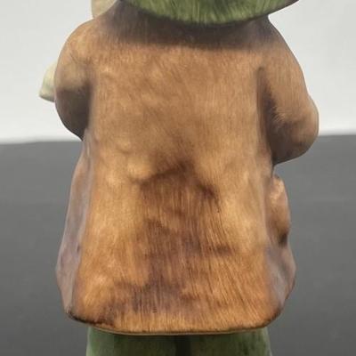 Vintage Hummel Figurine "The Lost Sheep" 68/0