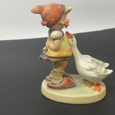 Vintage Goebel Hummel Figurine "Goose Girl" #473