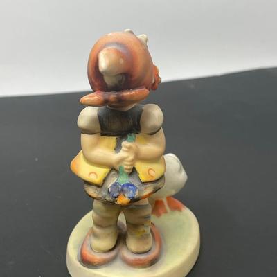 Vintage Goebel Hummel Figurine "Goose Girl" #473