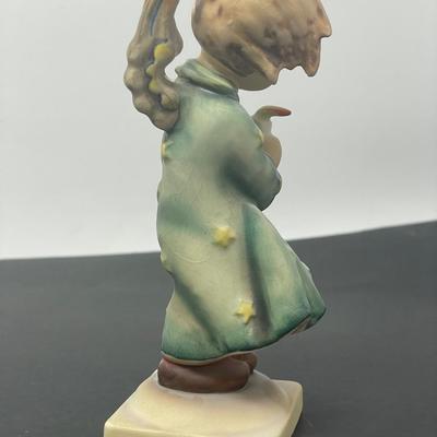 Vintage Goebel Hummel "Heavenly Angel with Candle" 21/0