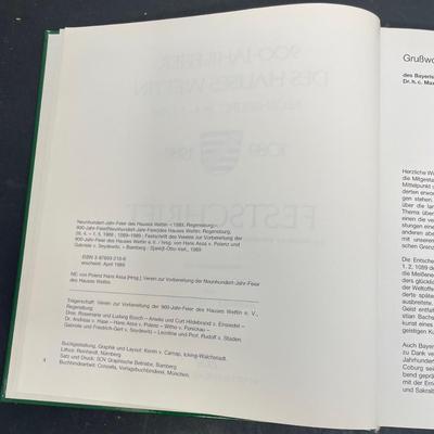 "900 Jahre Haus Wettin 1089-1989" by Hans Assa v. Polenz und Gabriele v. Seydewitz