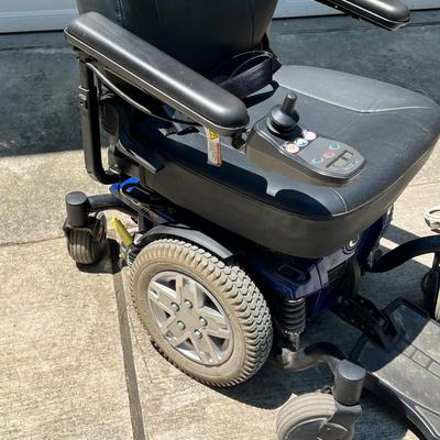QUANTUM ~ Q6 Edge Electric Power Wheelchair
