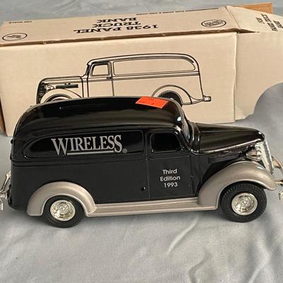 1938 ERTL DIE-CAST PANEL TRUCK BANK