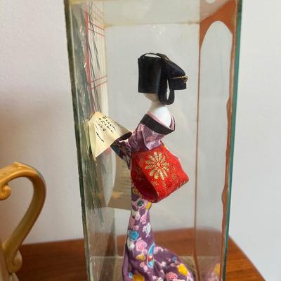 Lot of 5 Vintage Souvenir Art